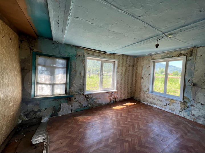 Дом 28,2 м² на участке 11 сот.