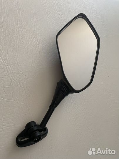 Зеркало левое для мотоцикла
