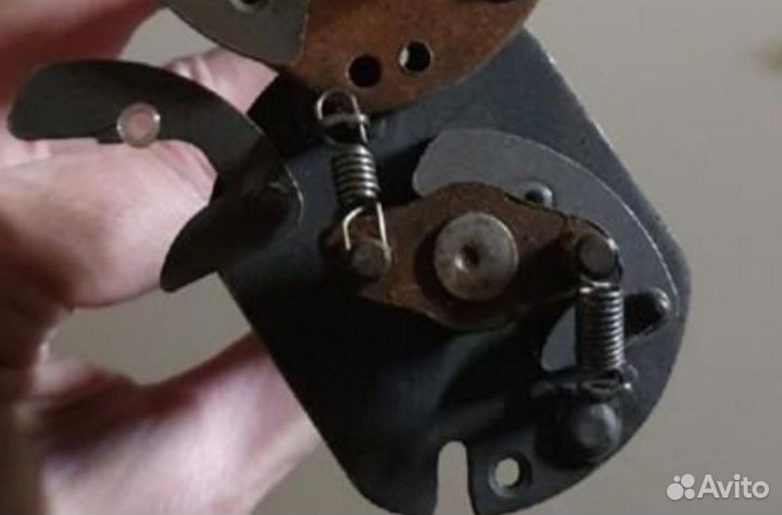 Вал трамблера Ваз 2101-02 СССР,крышка Ваз 2108