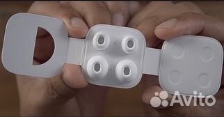 Вкладыши Apple AirPods Pro