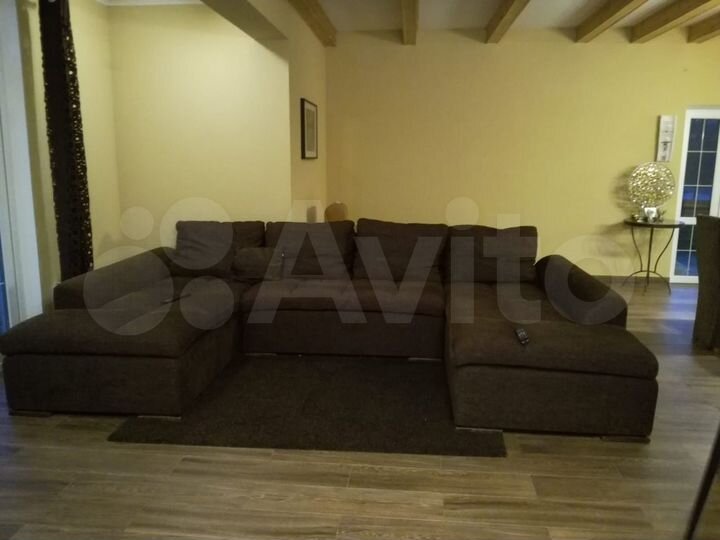 Дом 216 м² на участке 11 сот.