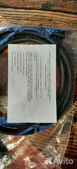 Уплотнитель кромки лобового стекла на рено