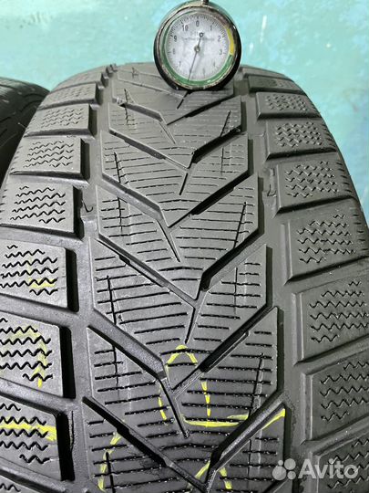 Vredestein Wintrac Xtreme S 215/50 R17