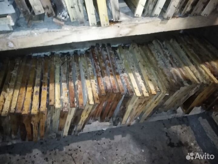 Рамки соты гнездовые дадан