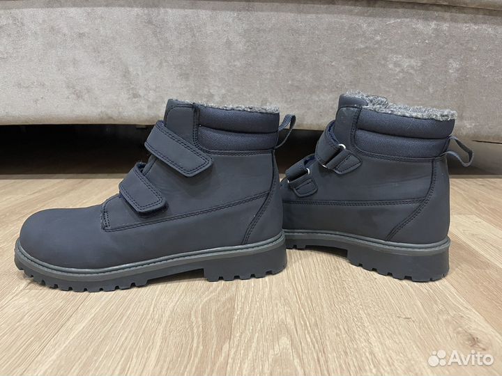 Ботинки на мальчика 37