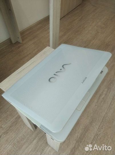 Sony Vaio i3/ssd 128/4гб