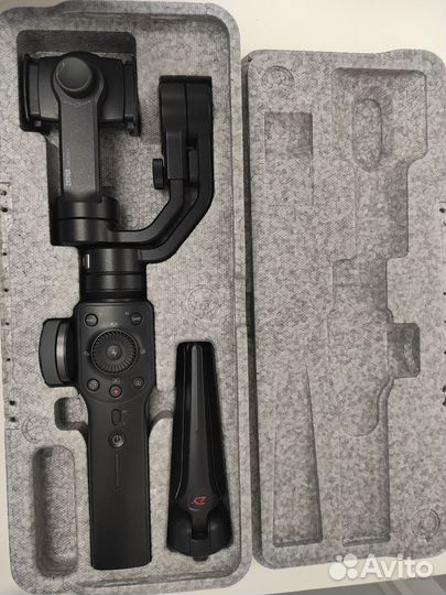 Стабилизатор zhiyun Smooth 4 (145913)