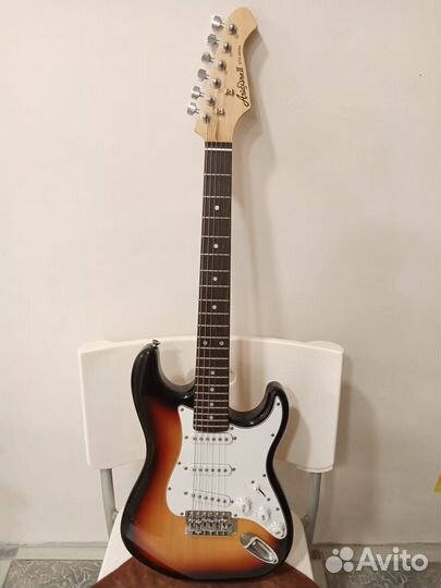 Электронная гитара 3 4