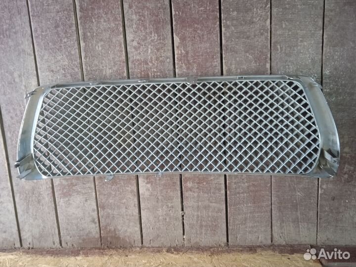 Решетка радиатора toyota land cruiser 200