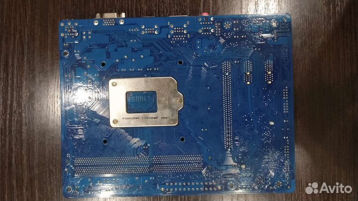 Материнская плата с процессором и памятью