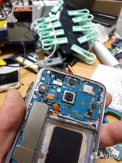 Samsung Galaxy S8+, 4/64 ГБ