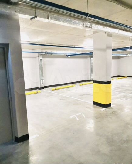 Машиноместо, 18 м²