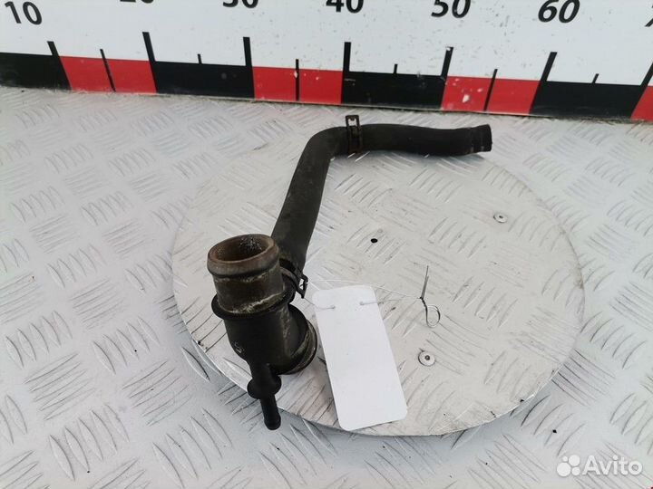 Патрубок вентиляции картера Volkswagen Golf 3 1999