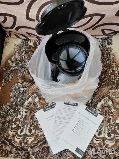 Кофеварка maxwell MW-1651 BK Новый