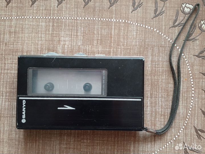 Диктофон sanyo TRC2550