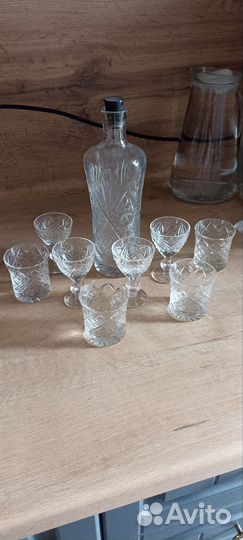 Графин и рюмки хрусталь