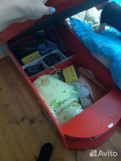 Кровать машина