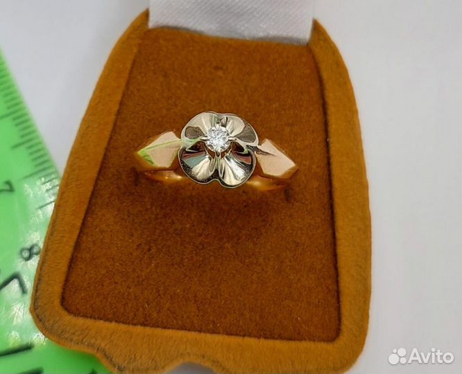 Золотое кольцо тюльпан с бриллиантом СССР