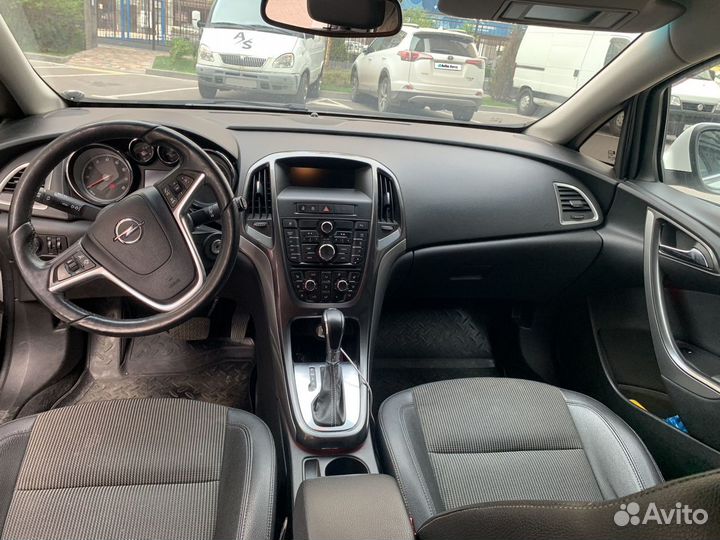 Opel Astra 1.6 AT, 2012, 175 000 км