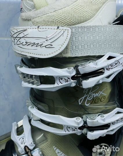 Горнолыжные ботинки женские