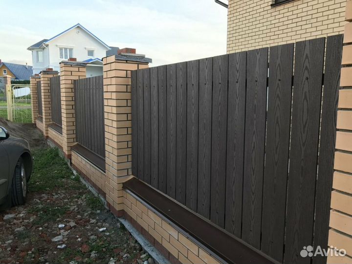 Забор из доски дпк