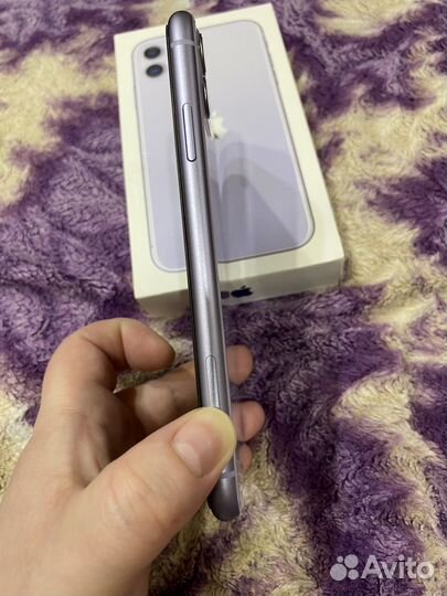 iPhone 11, 64 ГБ