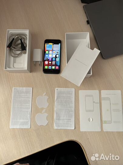 iPhone 7, 32 ГБ