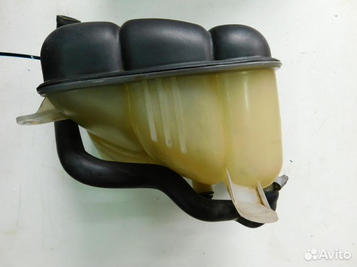 Бачок расширительный на Mercedes S CL W140