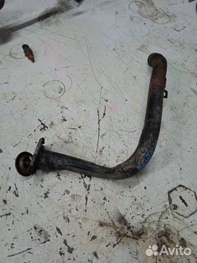 Патрубок системы охлаждения Pontiac Grand AM