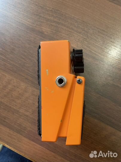 Продам гитарную педаль Boss DS-1