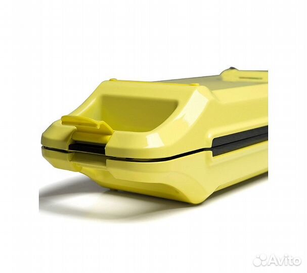 Вафельница для бельгийских вафель Kitfort кт-1611