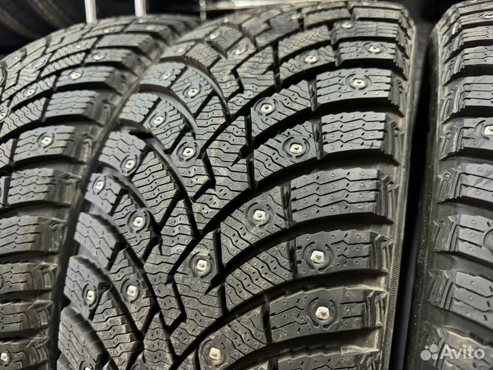 Pirelli Ice Zero 2 215/65 R17