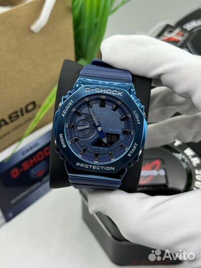 Часы Casio G-Shock GM-2100