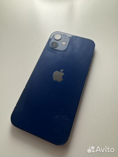 iPhone 12, 64 ГБ