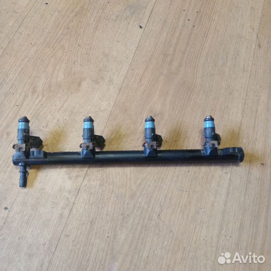 Топливная рампа с форсунками рено меган 2 К4J