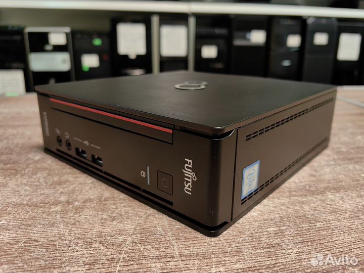 Fujitsu Q956 / i5-6500 / 8Gb / 256Gb