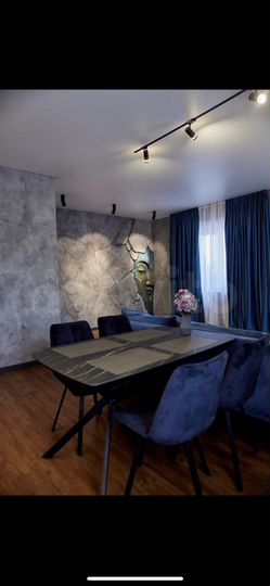 2-к. квартира, 76 м², 1/16 эт.