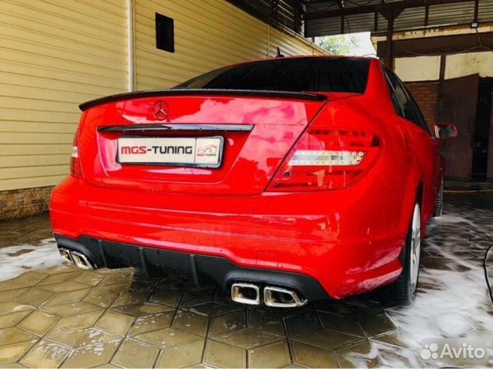 Насадки Mercedes 63 AMG ромбы с центральны отводом