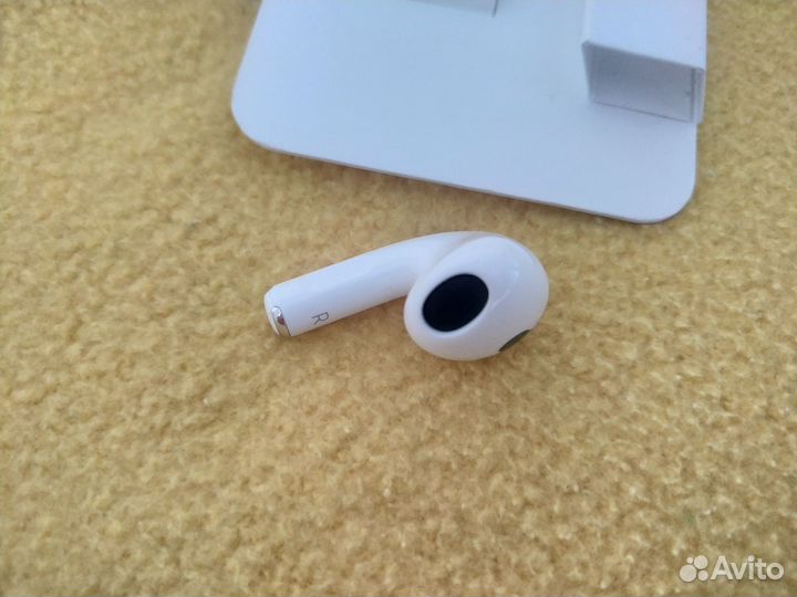 Airpods 3 правый наушник новый