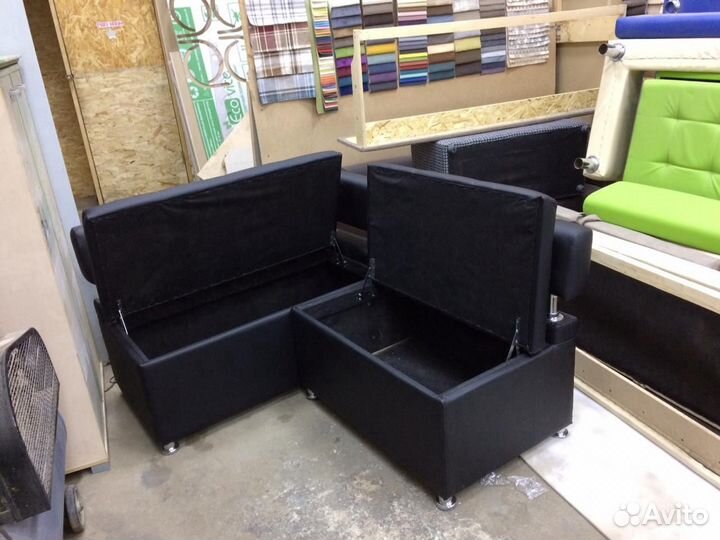 Диван угловой