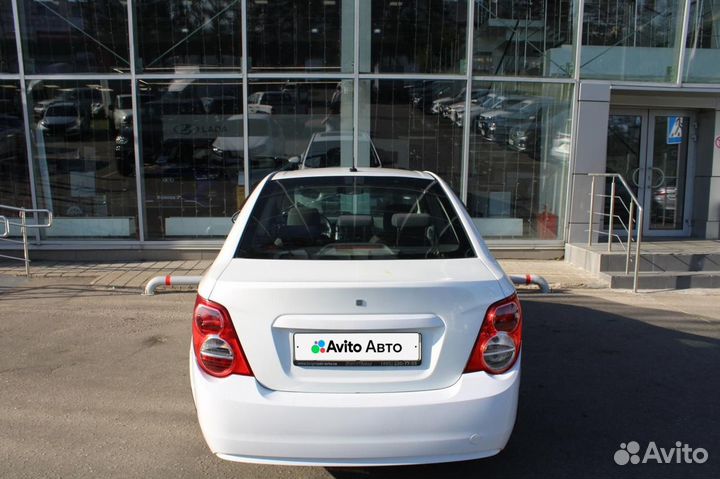 Chevrolet Aveo 1.6 МТ, 2012, 136 000 км