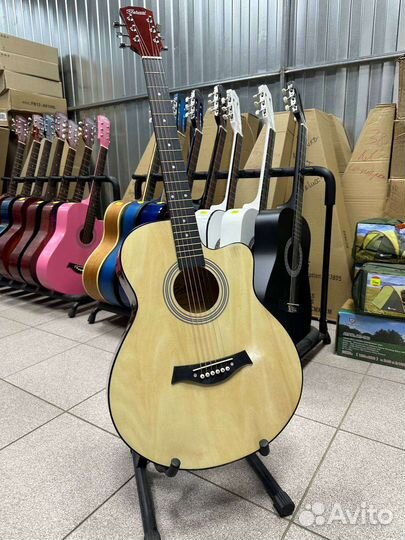 Акустическая гитара
