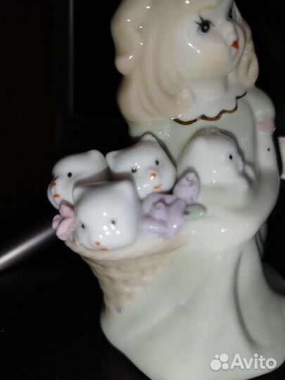 Фарфоровые статуэтки