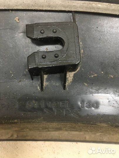 Накладка переднего крыла левого Subaru XV