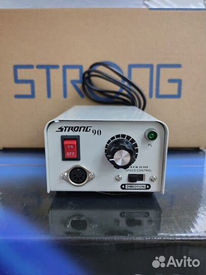 Аппарат для маникюра белый Strong 90, 65 Вт