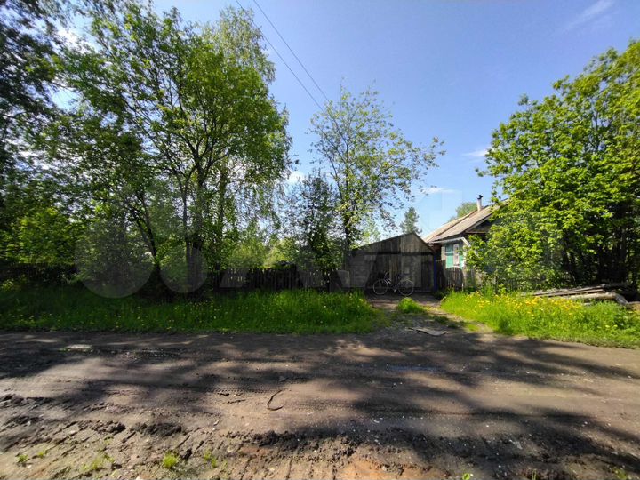 Дом 29,4 м² на участке 11,6 сот.