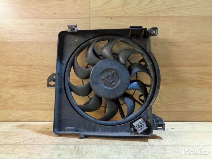 Вентилятор радиатора Opel Astra H 1.3D