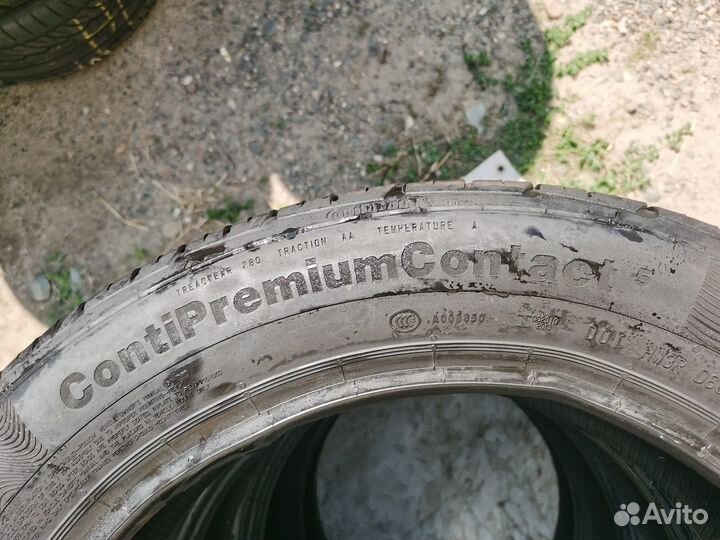Continental ContiPremiumContact 5 215/55 R17 94W