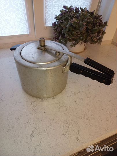 Скороварка СССР 6 литров