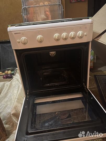 Газовая плита Beko бу